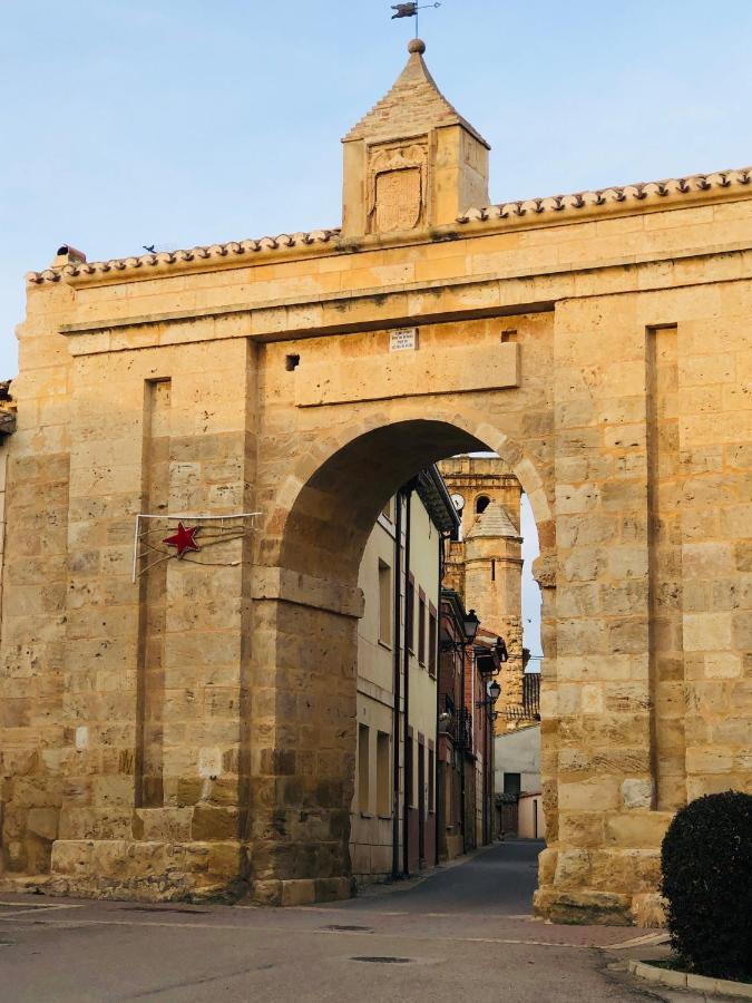 Apartamentos Ribera Del Duero Las Escuelas Vadocondes Esterno foto