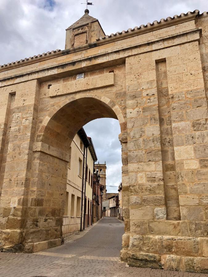 Apartamentos Ribera Del Duero Las Escuelas Vadocondes Esterno foto