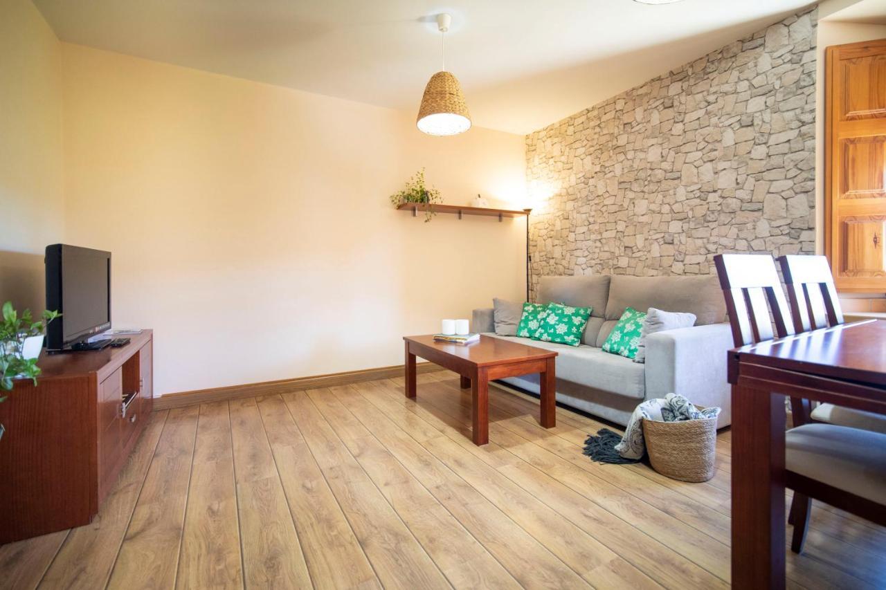 Apartamentos Ribera Del Duero Las Escuelas Vadocondes Esterno foto
