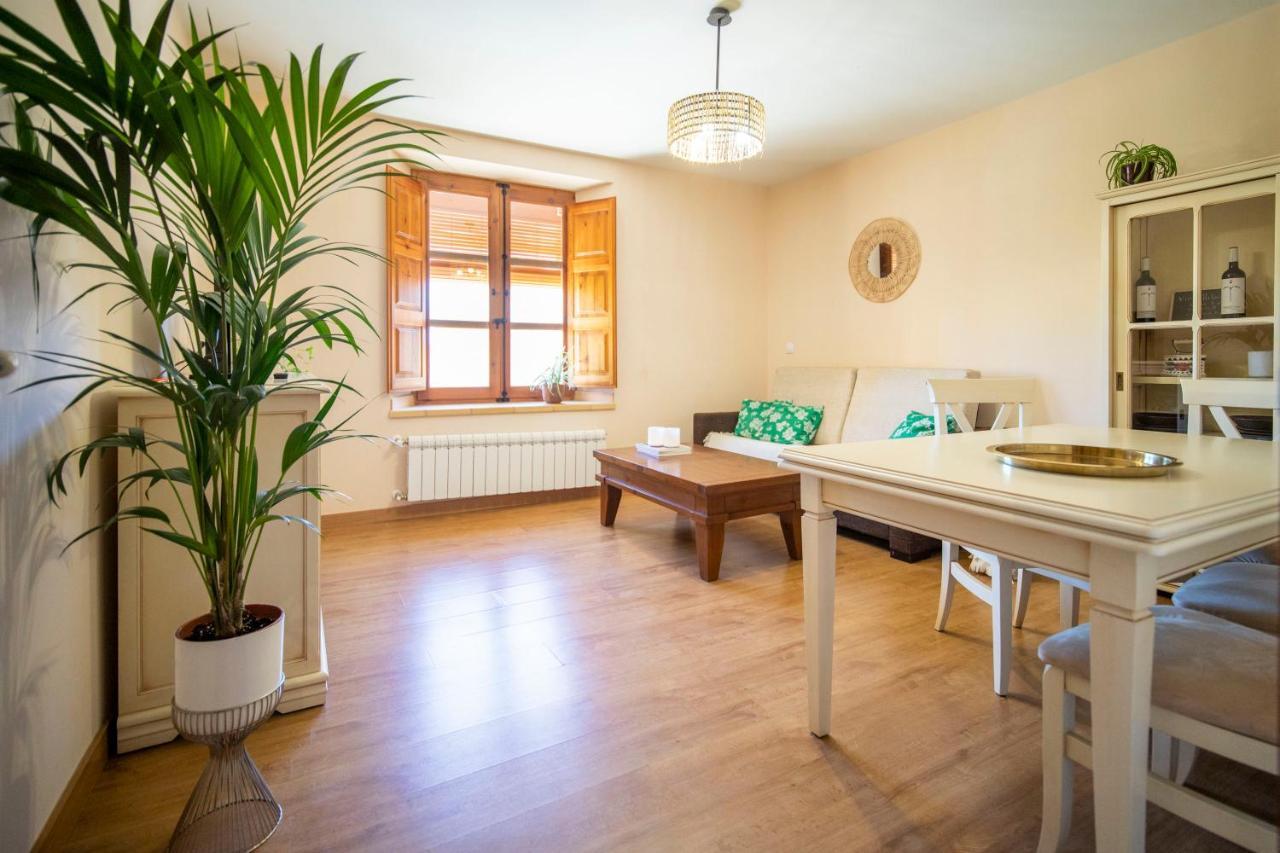 Apartamentos Ribera Del Duero Las Escuelas Vadocondes Esterno foto